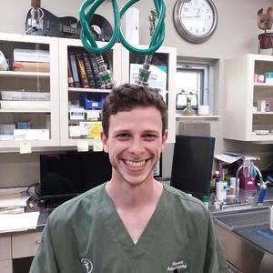 Meet your Posher, Aaron